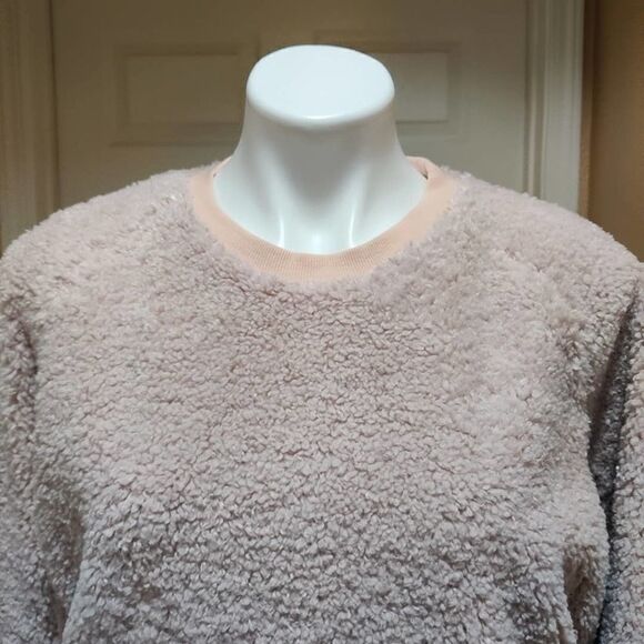 Boundless North oversized faux shearling pullover - Picture 5 of 14